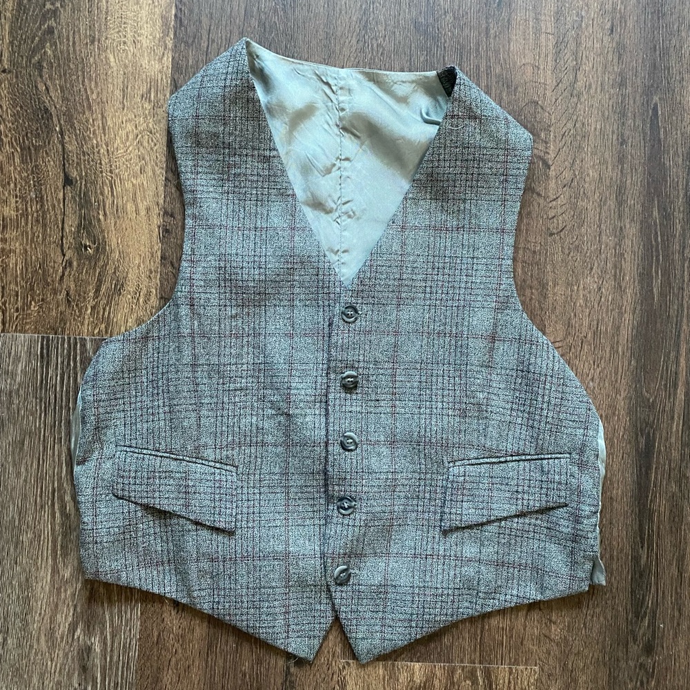 Men's Gray Checkered Vest